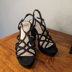 Black Heels size 8 - Fergalicious